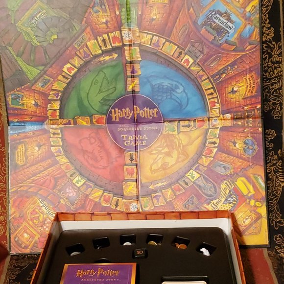 Harry Potter and the Sorcerer's Stone Trivia Game - Picture 4 of 4